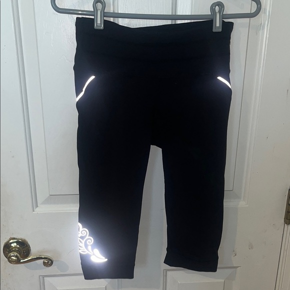ATHLETA women’s  Black Leggings size small - Picture 1 of 9